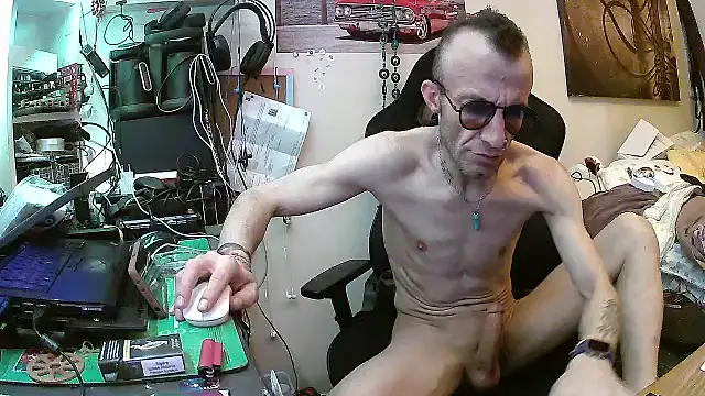 عرض كام Aktorihann