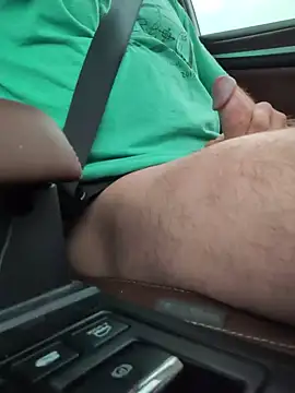 noahbahdy: διαδικτυακό σόου στην κάμερα