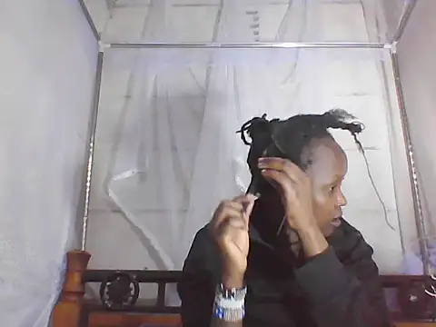 Sexy_bellah12's Live XXX Chat