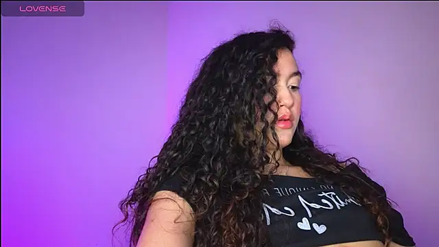 milly_03's Live XXX Chat