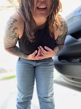 miacanela_xo – webcam-show