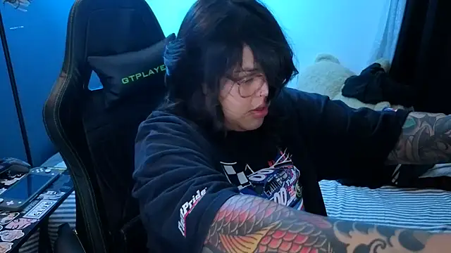 miacanela_xo webkamerás műsora