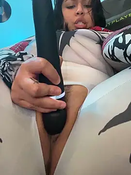 miacanela_xo Show in webcam