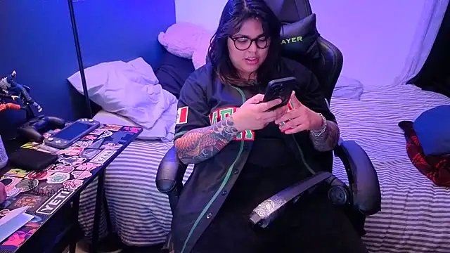 miacanela_xo's Webcam Show