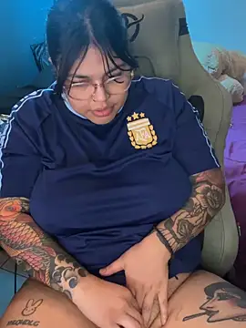 miacanela_xo Show in webcam