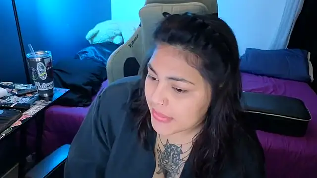 miacanela_xo's Webcam Show