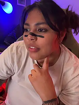 miacanela_xo webkamerás műsora
