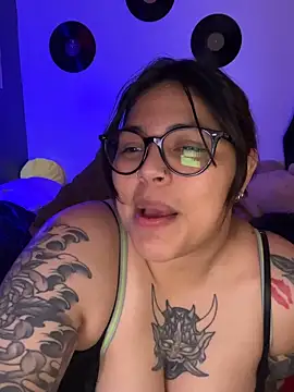 miacanela_xo's Webcam Show
