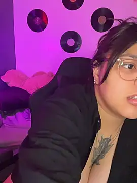 miacanela_xo's Webcam Show