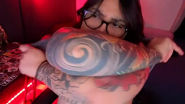 Chat XXX en directo de miacanela_xo