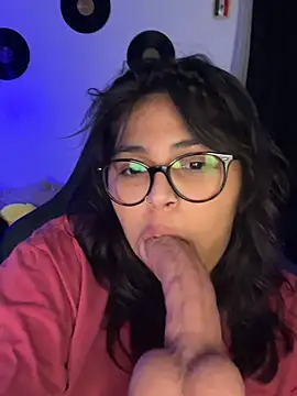 Chat XXX en directo de miacanela_xo