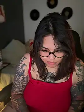 Онлайн чат XXX miacanela_xo