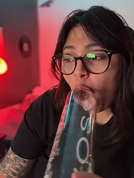 miacanela_xo's Webcam Show