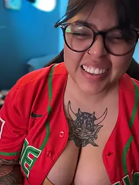 Chatroom XXX en direct de miacanela_xo