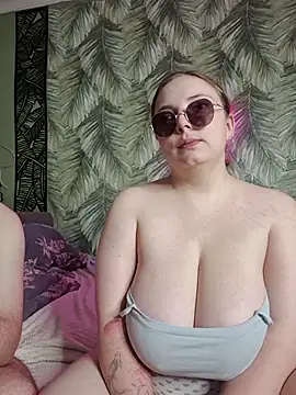 Caramel_pussy 网络视讯表演