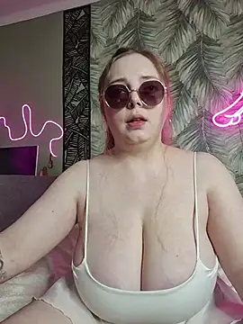 Caramel_pussy 即時 XXX 聊天