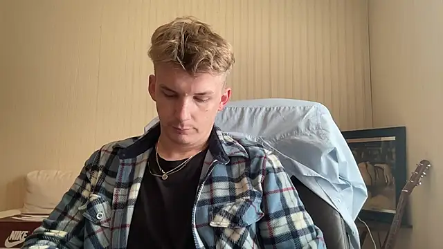 derin7inch's Webcam Show