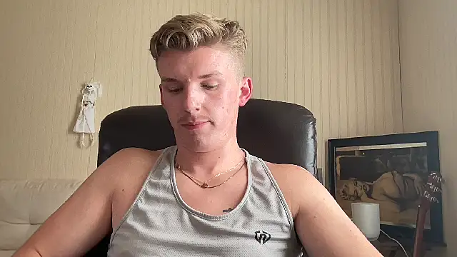derin7inch's Webcam Show