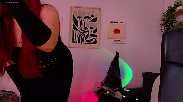 ViolettCastel's Live XXX Chat