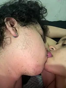 Ruxxxo18's Webcam Show