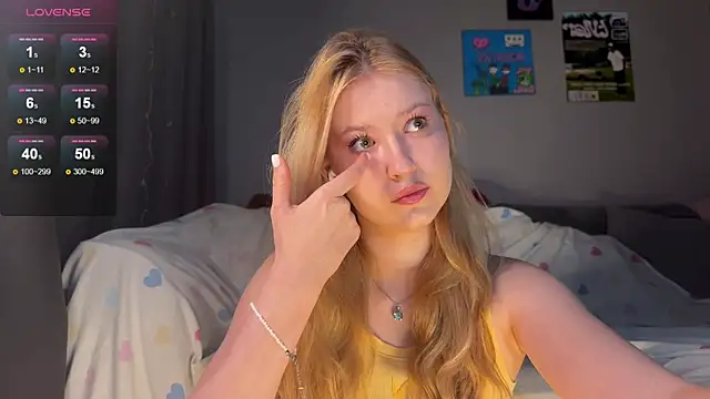 Chat XXX en directo de Monikacutie