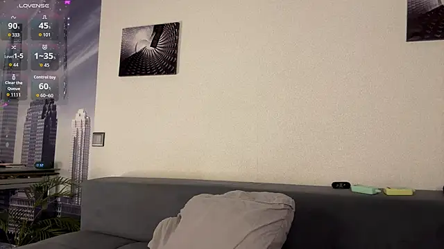 غرفة دردشة AsteriaHamel المباشرة