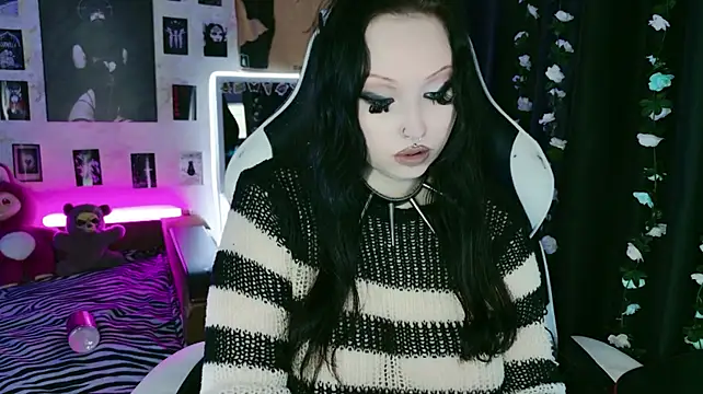 Kitty_goth Live XXX-chat