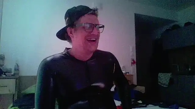 Bigthroaterboy webcam show