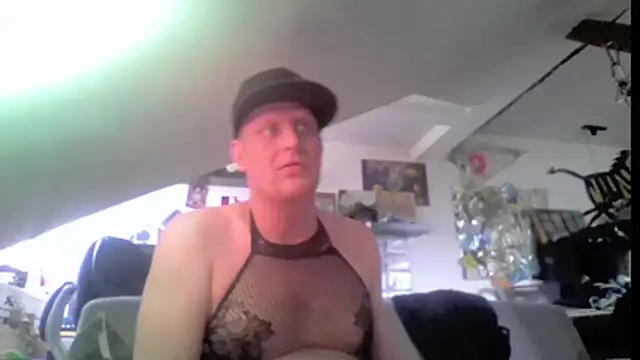 Bigthroaterboy Pertunjukan Webcam