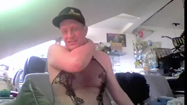 Bigthroaterboy Show Webcam