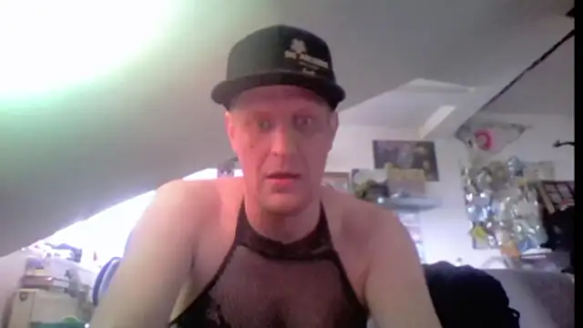Bigthroaterboy webcam show