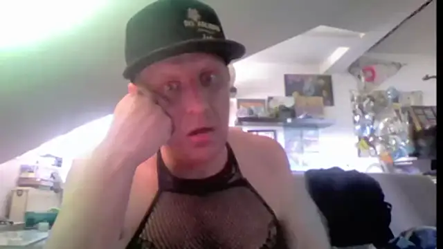 Bigthroaterboy Webcam-Show