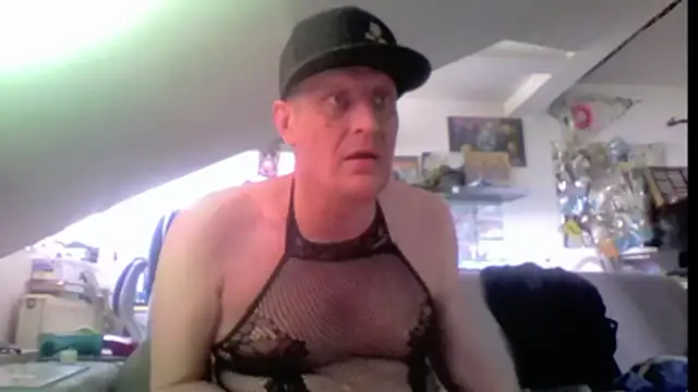 Bigthroaterboy Show Webcam