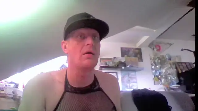 Bigthroaterboy webkamerás műsora