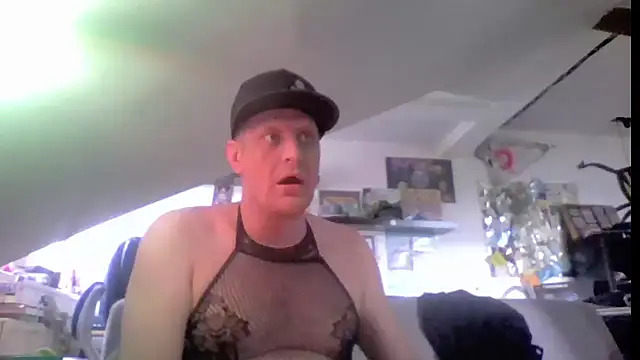 Bigthroaterboy Show in webcam