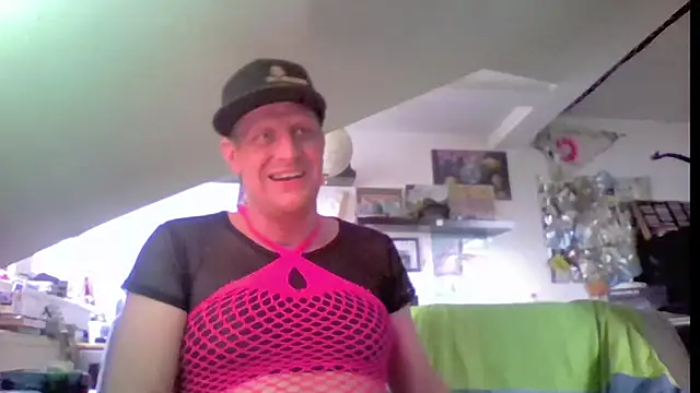 Bigthroaterboy 网络视讯表演