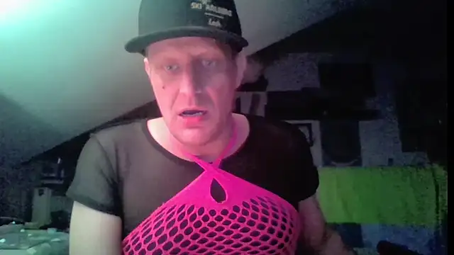 Bigthroaterboy Webcam-Show