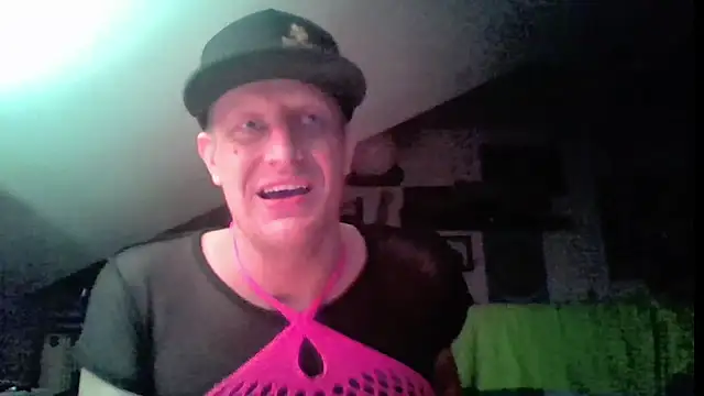 Bigthroaterboy Webcam-Show