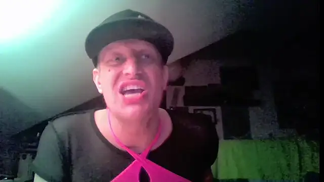 عرض كام Bigthroaterboy