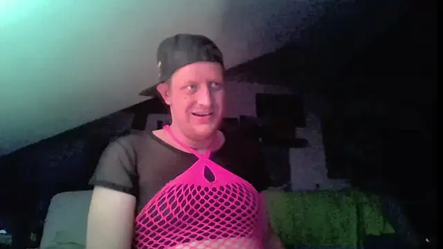 Bigthroaterboyのウェブカメラショー