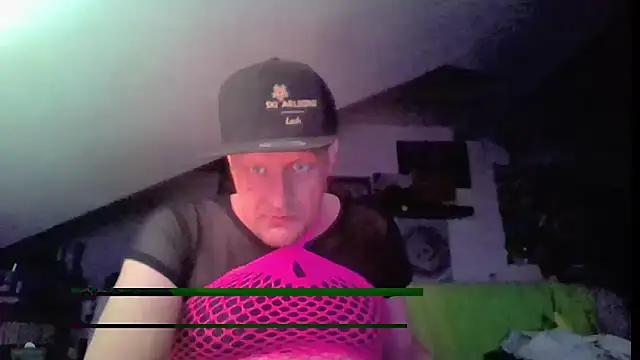 Bigthroaterboy Pertunjukan Webcam