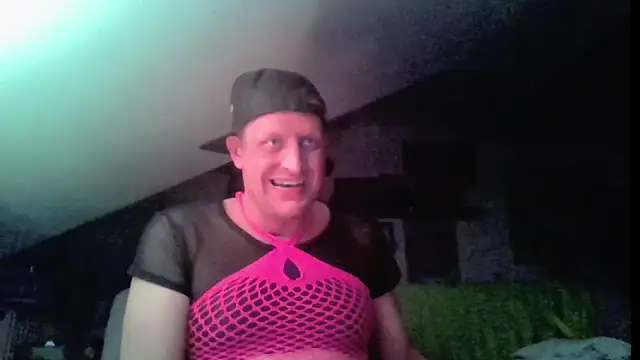 Bigthroaterboy Show in webcam
