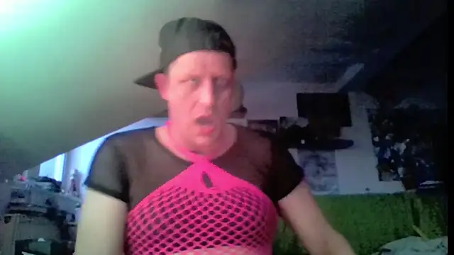 Show modela Bigthroaterboy na web-kameri