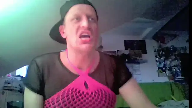Bigthroaterboy Webcam Show