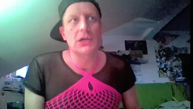 Bigthroaterboy – webcam-show