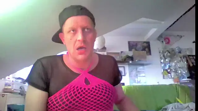 Bigthroaterboy webcam show