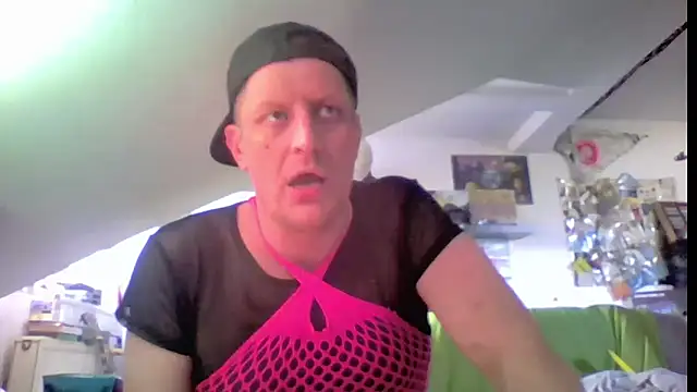 Bigthroaterboy Webcam-Show