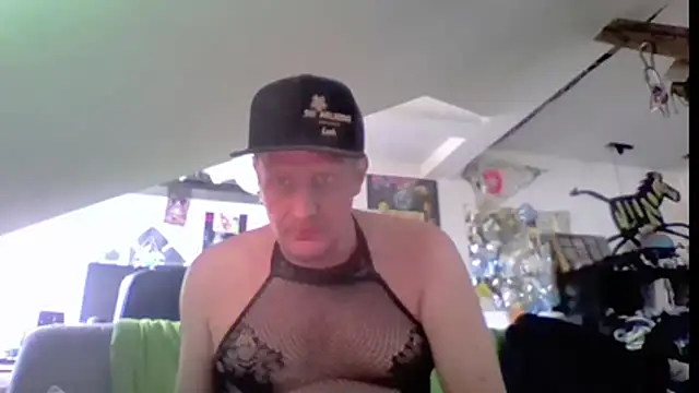 Bigthroaterboy Show Webcam