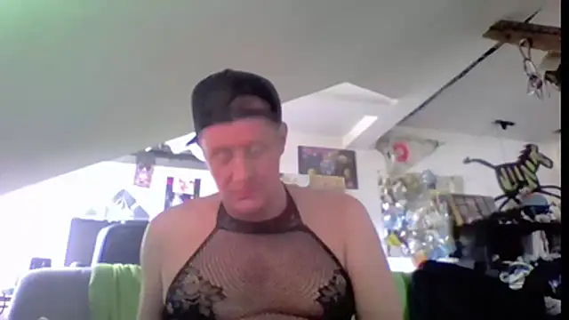 Show modela Bigthroaterboy na web-kameri