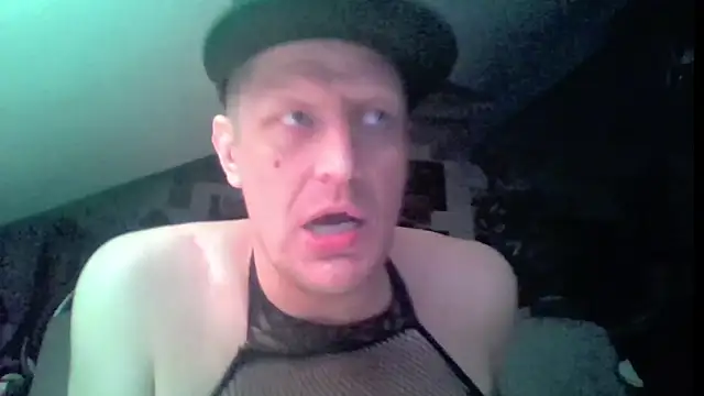 عرض كام Bigthroaterboy